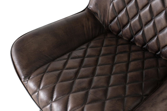 GINER Y COLOMER Silla tapizada en piel color gris ceniza